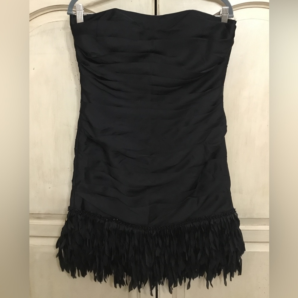 JS Collections Fringe Hem Strapless Dress Size 8 EUC - Picture 1 of 7